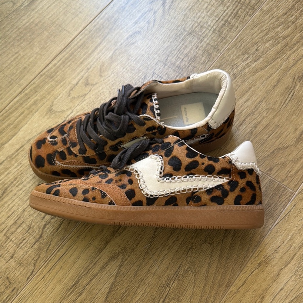 Dolce Vita Notice Stitch Sneakers Dk Leopard Calf Hair